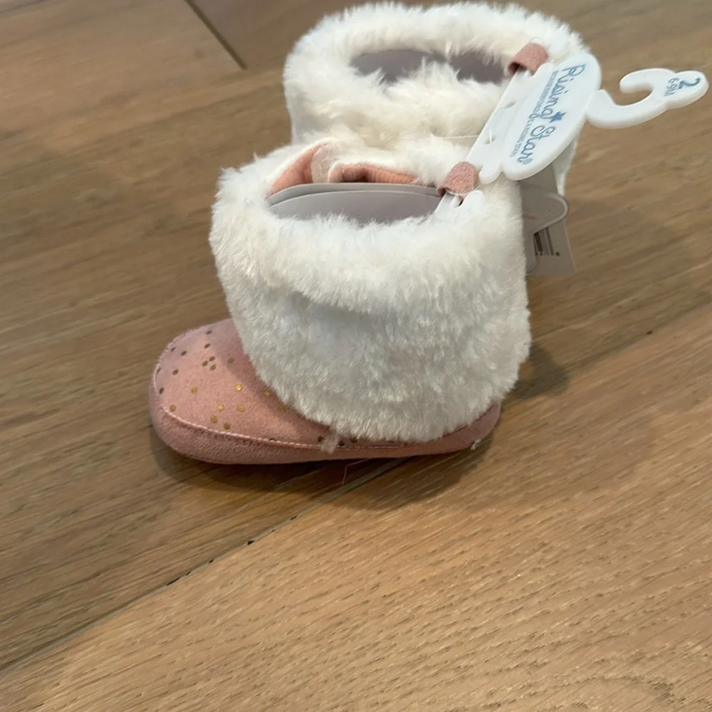 Rising star fur boots
